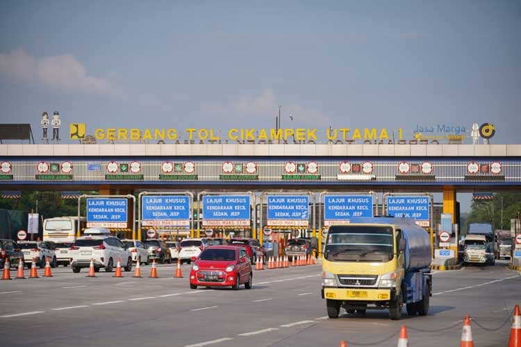 Potongan Tarif 20 Persen Jalan Tol Jakarta-Semarang Berlaku Mulai Hari Ini